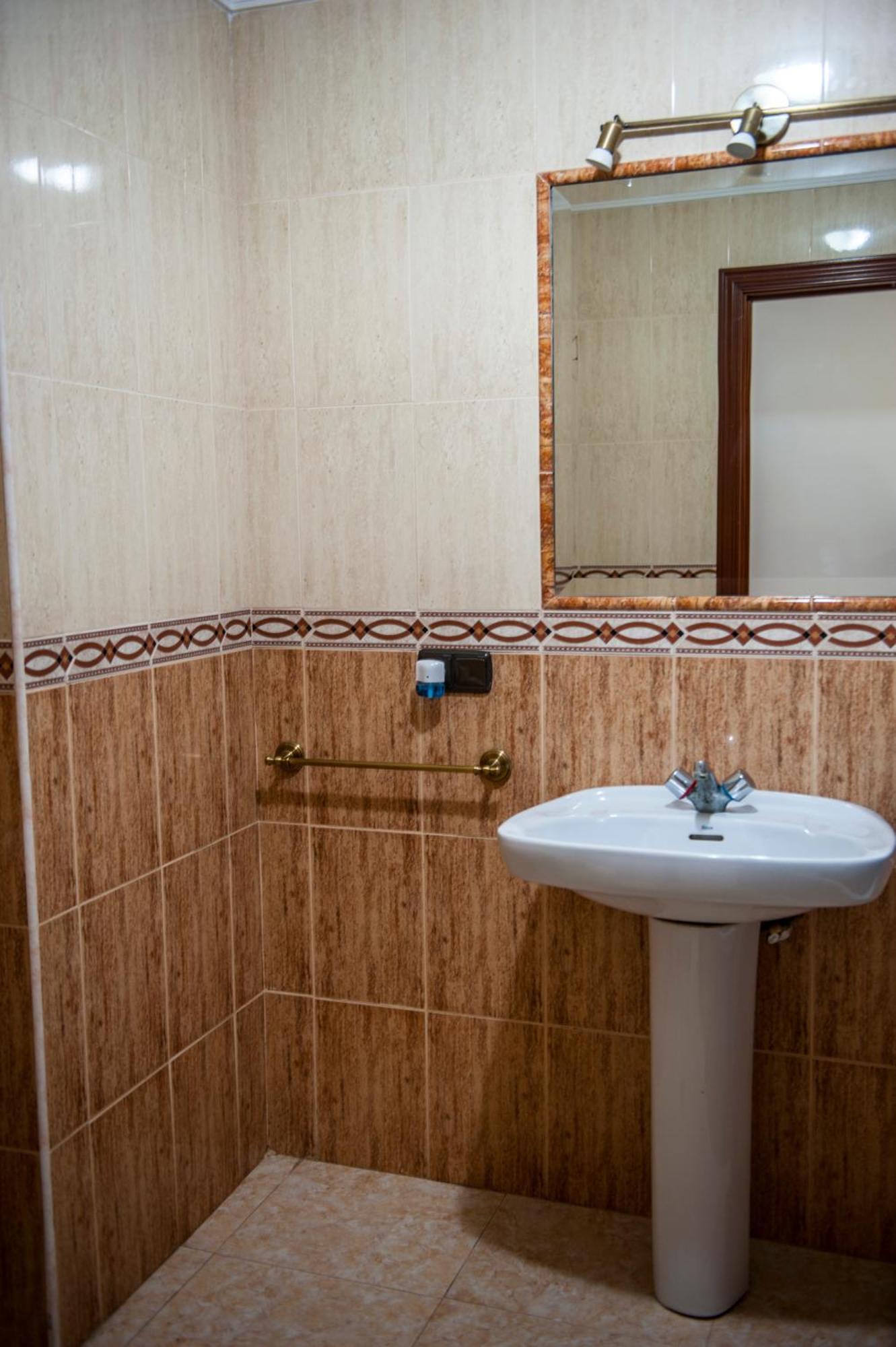 Hostal Las Palomas Lucena Kültér fotó