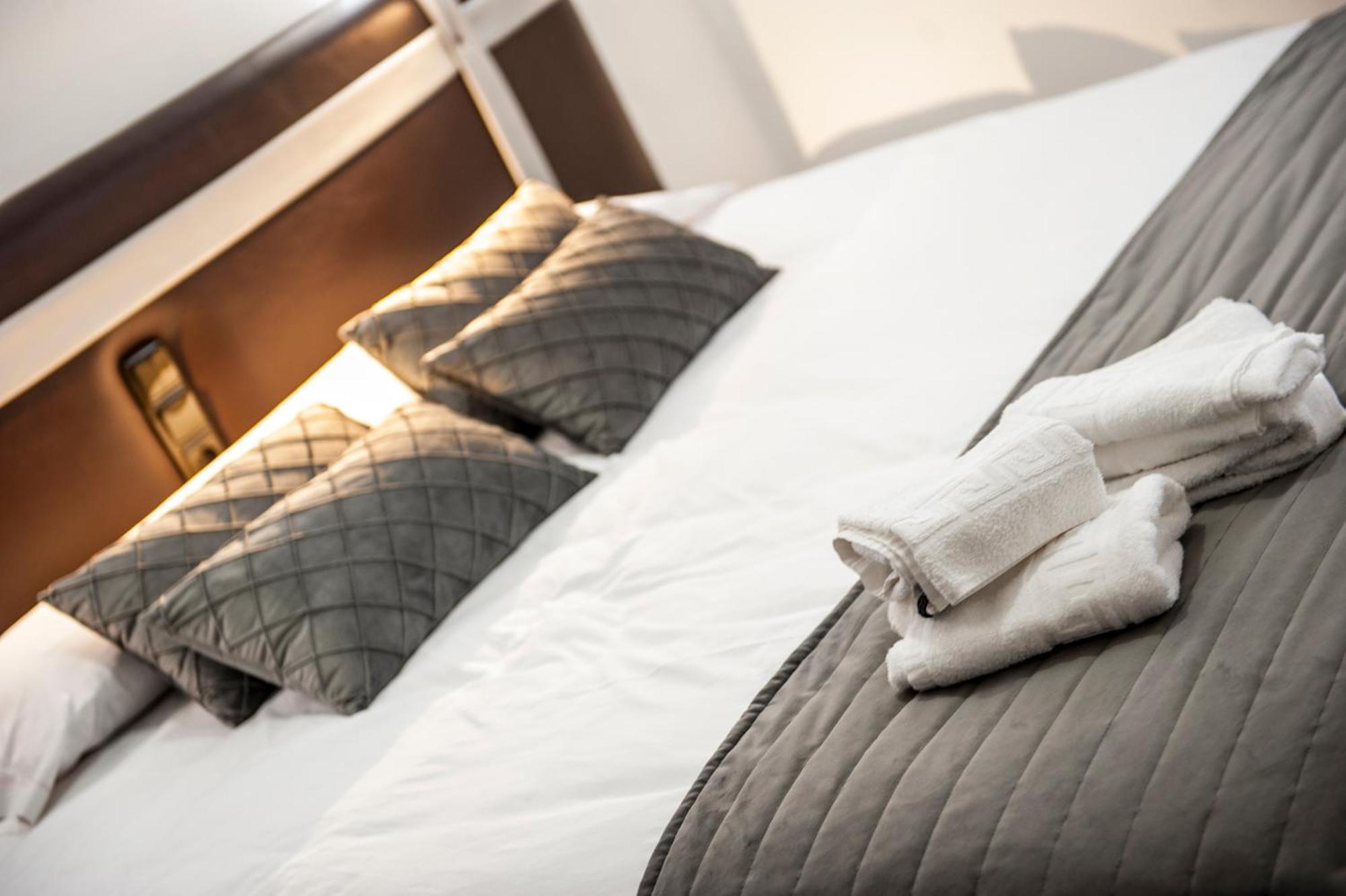 Hostal Las Palomas Lucena Kültér fotó